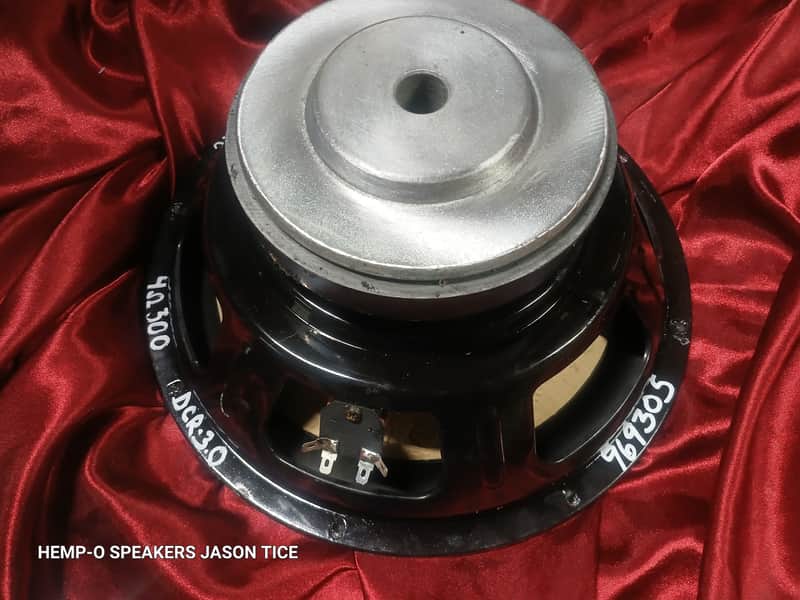 12" SUBWOOFER 4 OHMS 300 RMS 4 LAYER 2.5" VOICE COIL HEAVY HEMP FIBER CONE FAT ROLL SURROUND 11 POUNDER! PMR SPEAKERS image 1