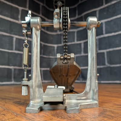 Pearl P‑100 Single Bass Drum Pedal – Smooth Action • Lightweight Feel • Reliable Pearl Engineering image 8