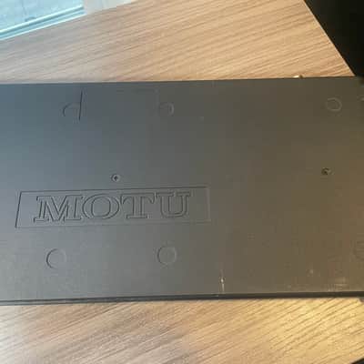 MOTU 16A Thunderbolt / USB 2.0 Audio Interface 2014 - Present - Black image 3