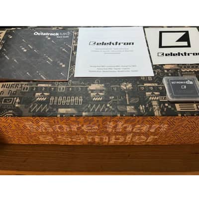 Elektron Octatrack MkII Dynamic 8-Track Performance Sampler 2017 - 2021 - Black image 2