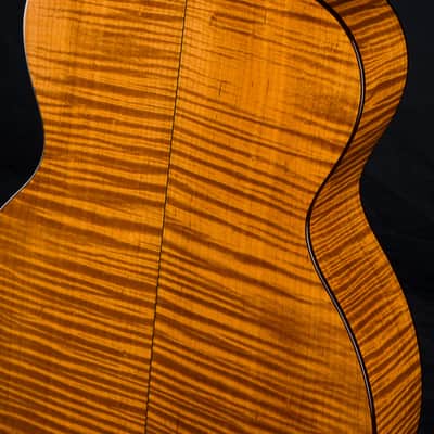 Bourgeois 00 12-Fret “The Coupe” Full Aged Tone Flamed Maple and Adirondack Spruce Used (2022) image 17