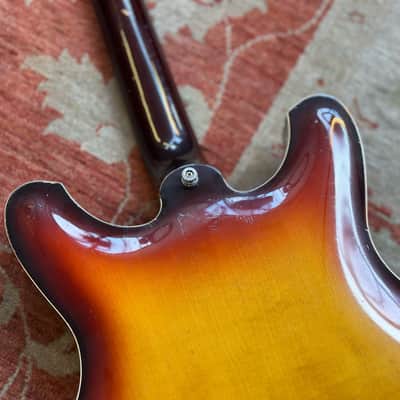 YAMAHA SA-30T Semi-Hollow image 9