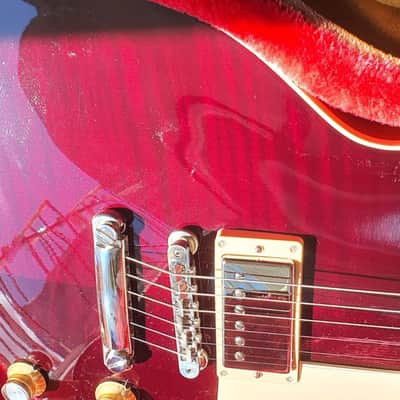 Gibson Les Paul Standard '60s Figured Top 2024 - Translucent Oxblood image 5