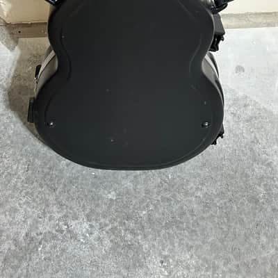 SKB 56 LP-Style Molded Guitar Case image 4
