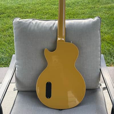 Gibson Les Paul Junior 2015 - Gloss Yellow image 2