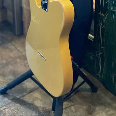 Fender American Pro Classic Hotshot Telecaster in Butterscotch Blonde w Logo Bag image 15