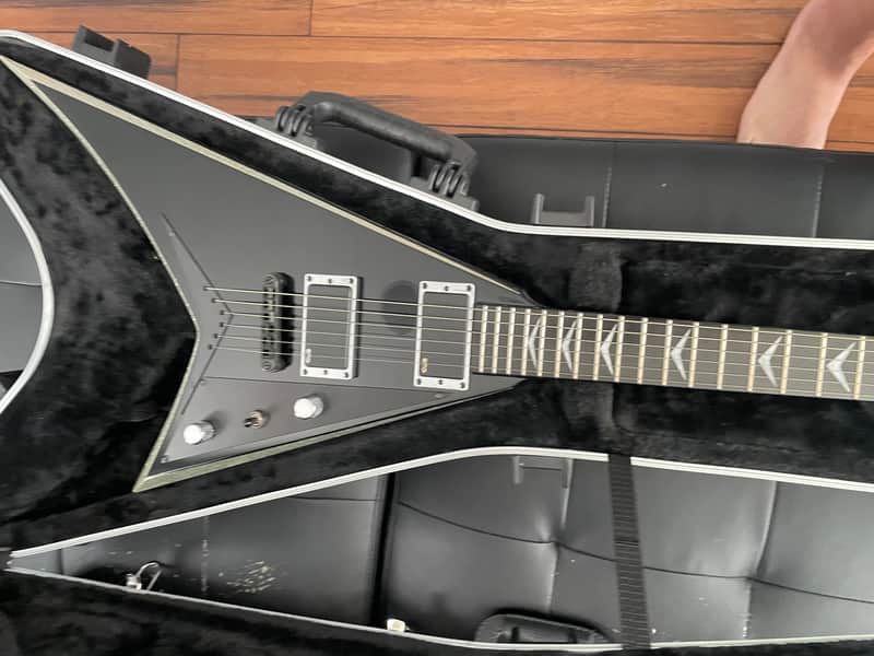 Jackson Pro Series Matt Tuck Signature Rhoads