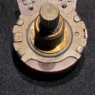 (#138) Centralab 250k Solid Shaft Potentiometer 1953 image 2