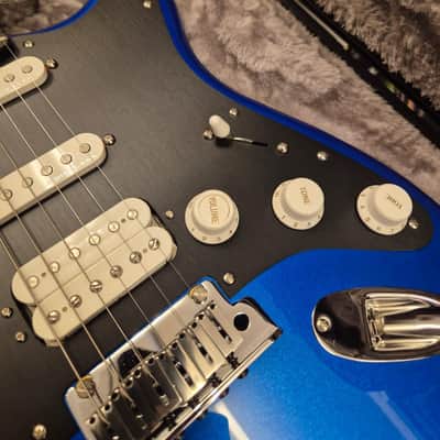 Fender American Ultra II Stratocaster HSS Noble Blue image 6