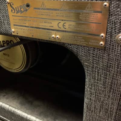 Supro 1695T Black Magick 25-Watt 1x12" Guitar Combo 2016 - Present - Black Rhino image 6