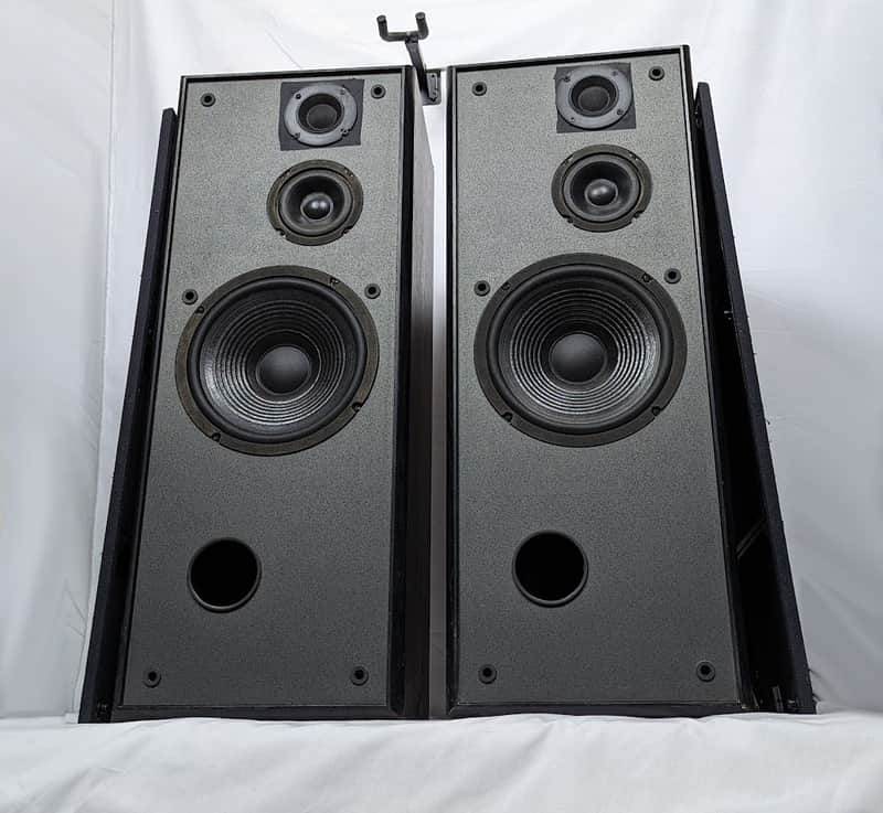 Pair of JBL G400 8 Ohms Tower Speakers image 1