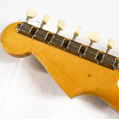 Fender Musicmaster with Maple Fretboard 1960 - Desert Sand image 11