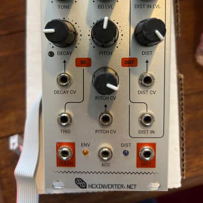 Hexinverter Mutant Bassdrum 2010s - Silver image 3