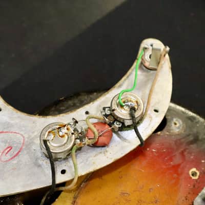 Fender 1963 Precision Bass, Sunburst with Non-Original Hard Case image 10