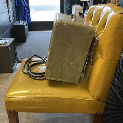 Magnatone Varsity Model 108 8-Watt 1x8" Guitar Combo 1950s - Mother of Toilet Seat, recently restored image 4