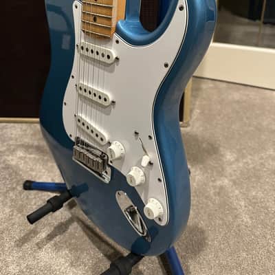 Fender 50th Anniversary Stratocaster 1995 - Lake Placid Blue image 12