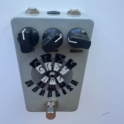 Monolith Grey Owl Fuzz – Boutique Silicon Overdrive/Fuzz – Articulate Muff-Style – Excellent image 3