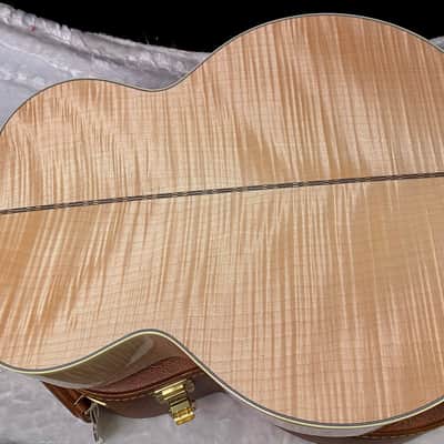 NEW ! Gibson SJ-200 Standard - Custom Shop - Dealer Select - Super RARE - Green Top - Authorized Dealer - AAAAA Flamed Natural Maple Back & Sides - G07203 image 15