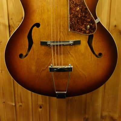 Godin 5th Avenue Cognac Burst SG Cognac Burst image 3