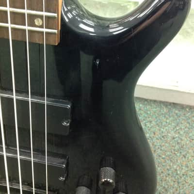 DEAN Edge 6 String Bass Guitar - Black image 5