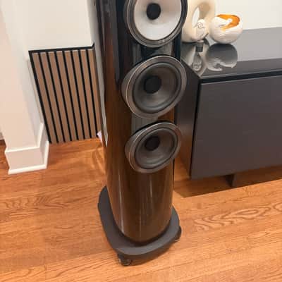 Bowers and Wilkins 804D4 2025 - Piano Black image 2