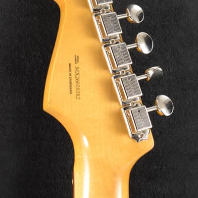 Mint Fender Vintera III Early '60s Stratocaster Black Rosewood Fingerboard image 6