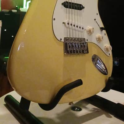 Richwood Strat (modified) image 4