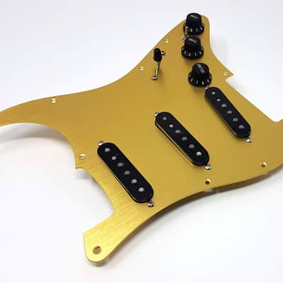 Carparelli 9-Way Strat Wiring Mod – Fully Loaded Pickguard, Vintage Single Coils, CTS Pots image 4
