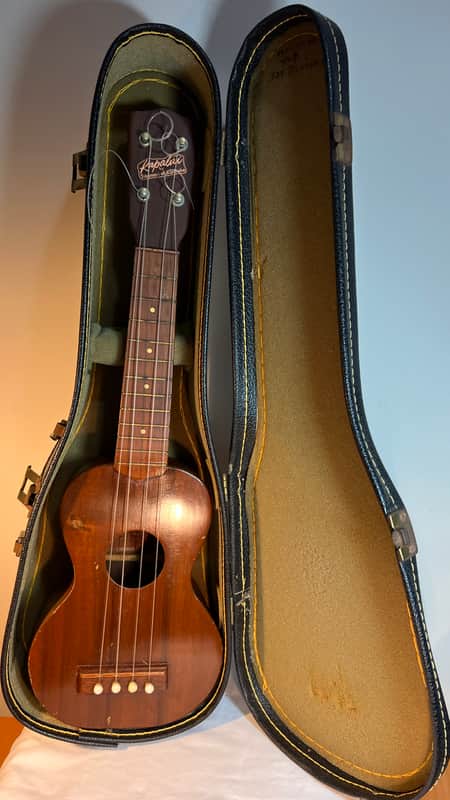 Vintage Kapalai by Kamaka Soprano Ukulele – Hand Made in Hawaii by Takamori – c. 1950s–60s – Provenanced Kāneʻohe Original OwnEr image 1