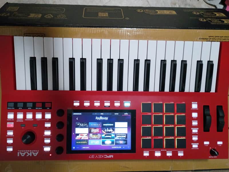 Akai MPC Key 37