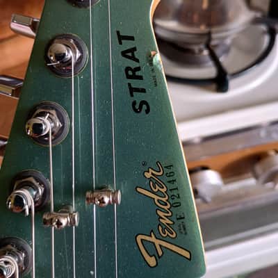 Fender The Strat with Maple Fretboard 1980 - 1983 - Lake Placid Blue image 8