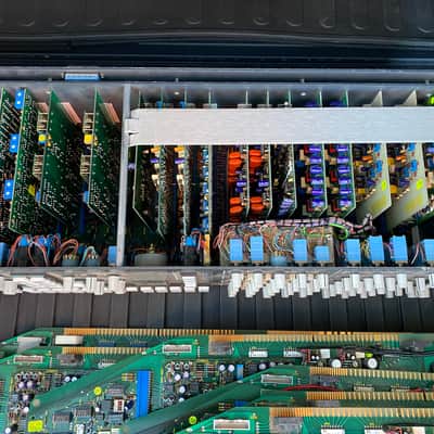 Solid State Logic 6000 E master section image 5