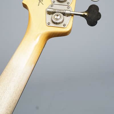 Fender Custom Shop 1962 Jazz Bass Relic 2023 - Three Tone Sunburst image 10