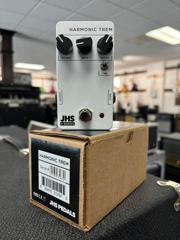JHS 3 Series Harmonic Trem