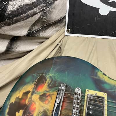 Carols Universal Music Custom Skull Singlecut Electric Guitar image 3