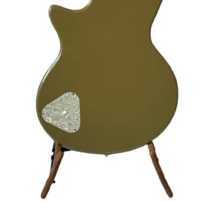Koll Super Cub, Dirty Gold Metallic w/ Mastery bridge & vibrato Curtis Novak WRHB pickups image 7