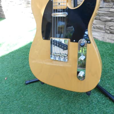 Fender Vintera Nocaster Telecaster 50's Butterscotch with upgrades and G&G tweed case image 18