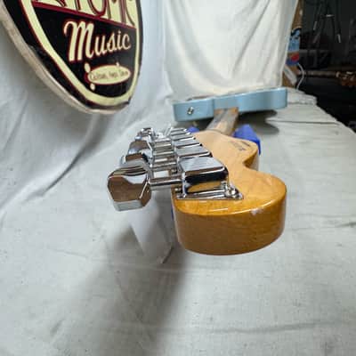Fender Vintera '70s Telecaster Custom Guitar with Case 2022 - Sonic Blue / Pau Ferro fingerboard image 25