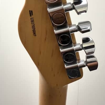 Fender American Professional Telecaster with Maple Fretboard 2017 - 2019 Butterscotch Blonde image 3