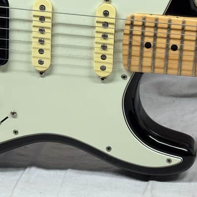 Fender American Professional Stratocaster HSS Shawbucker Guitar 2016 - 3-Color Sunburst / Maple Neck image 5
