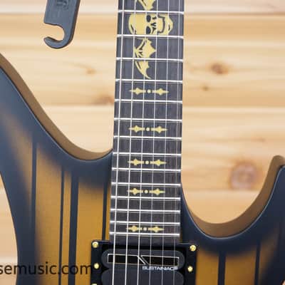 Schecter Synyster Gates Signature Custom-S Sustainiac - Satin Gold Burst image 3