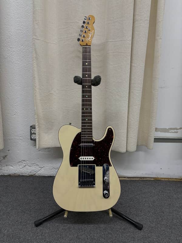 1999 Blonde Fender American Deluxe Telecaster - 3 Pickups - Rosewood Neck image 1