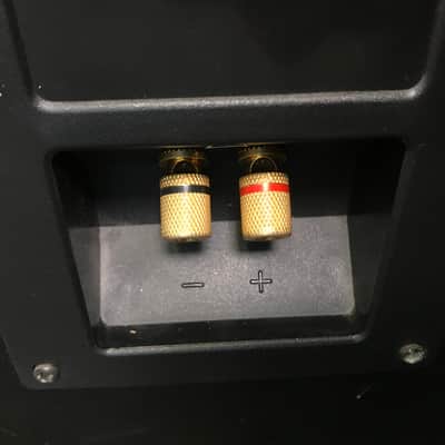 Klipsch KG 3.5 Black Floorstanding Speaker Pair image 14