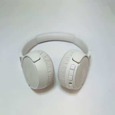 JBL Tune 670NC Wireless Adaptive Noise Cancelling Headphones Bluetooth White image 4
