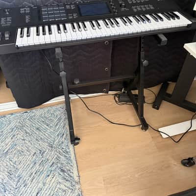 Akai MPC Key 61 Standalone Workstation Synthesizer 2022 - Present - Black image 2