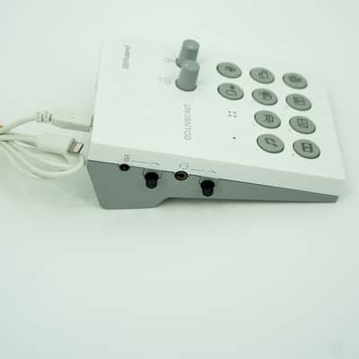 Roland GO:LIVECAST Smartphone Live Streaming Mixer B-stock image 2