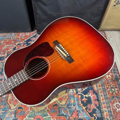 *Video* Gibson '64 J-45 ADJ Dealer Exclusive for Fuller's Guitars Cherry Sunburst - 2000 image 12