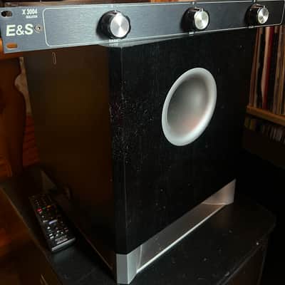 Urei 1620LE +E&S isolator image 3
