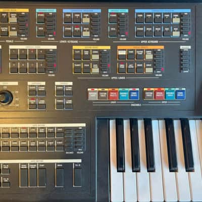 Yamaha Electone MC 600 1985 - Wood grain finish image 5