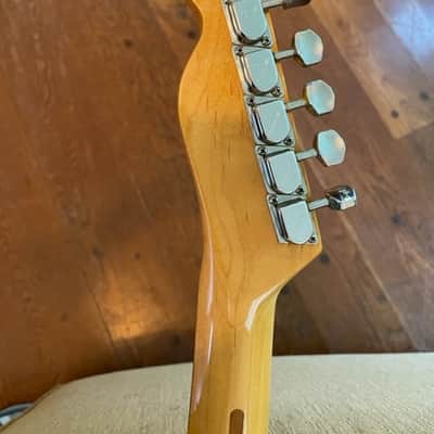 Right handed 1982 Fender Telecaster  - Sienna Sunburst image 13